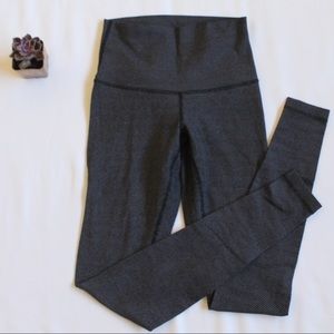 LULULEMON HIGHWAISTED LEGGINGS